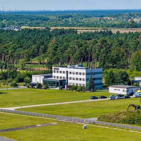 Hotel Aviator Kamien Slaski Esterno foto