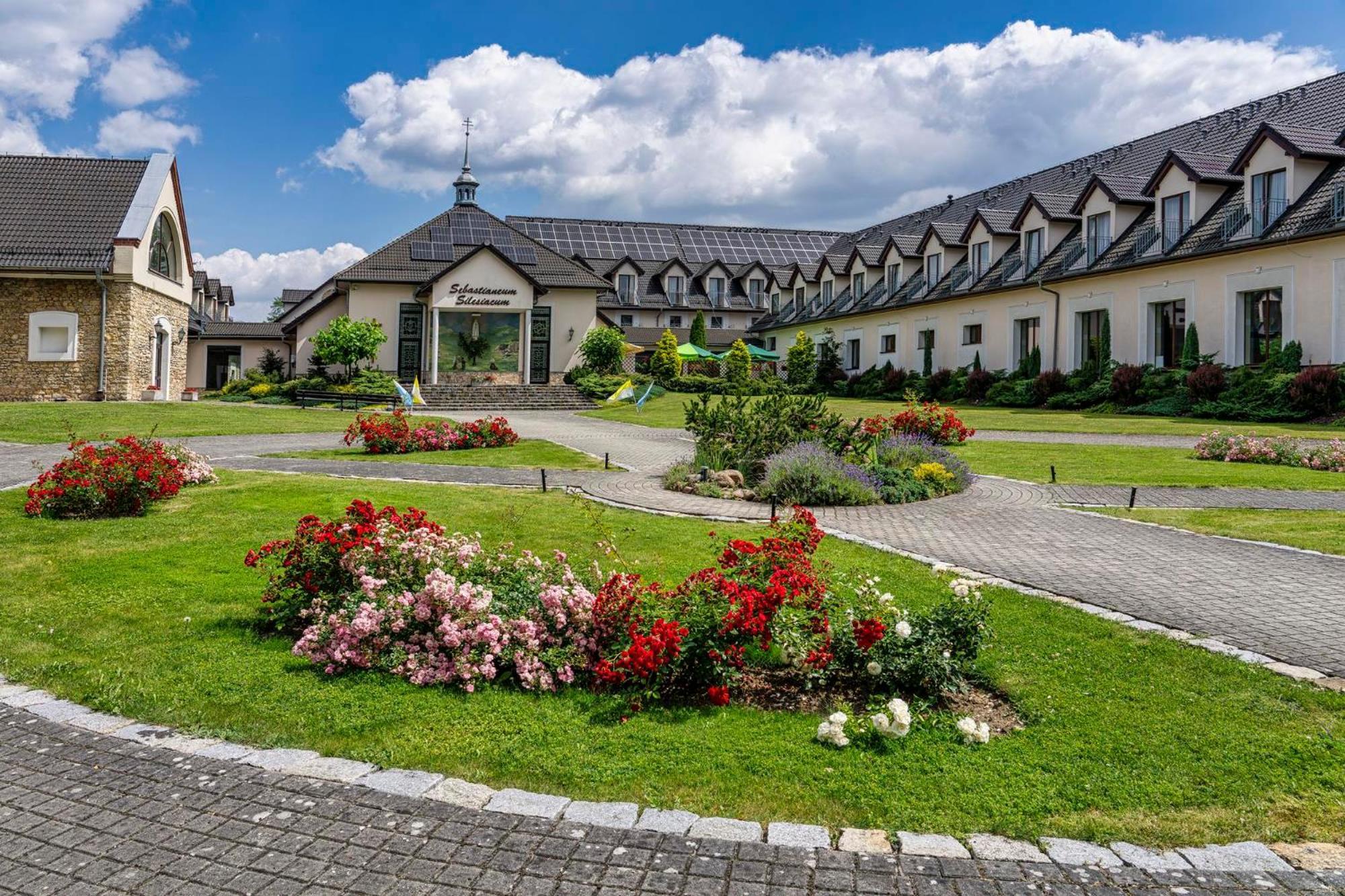 Hotel Aviator Kamien Slaski Esterno foto